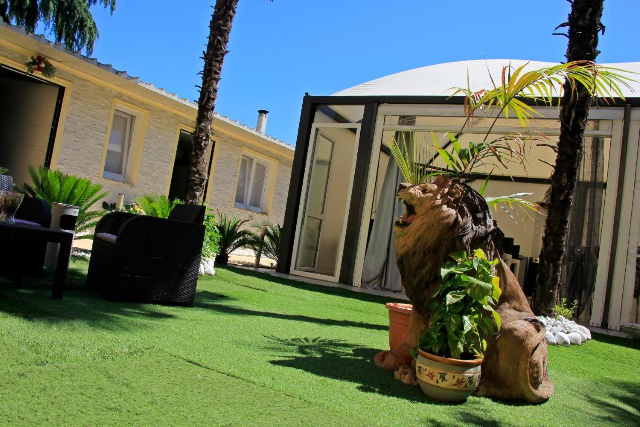 Exclusive Passion Rho Exterior foto