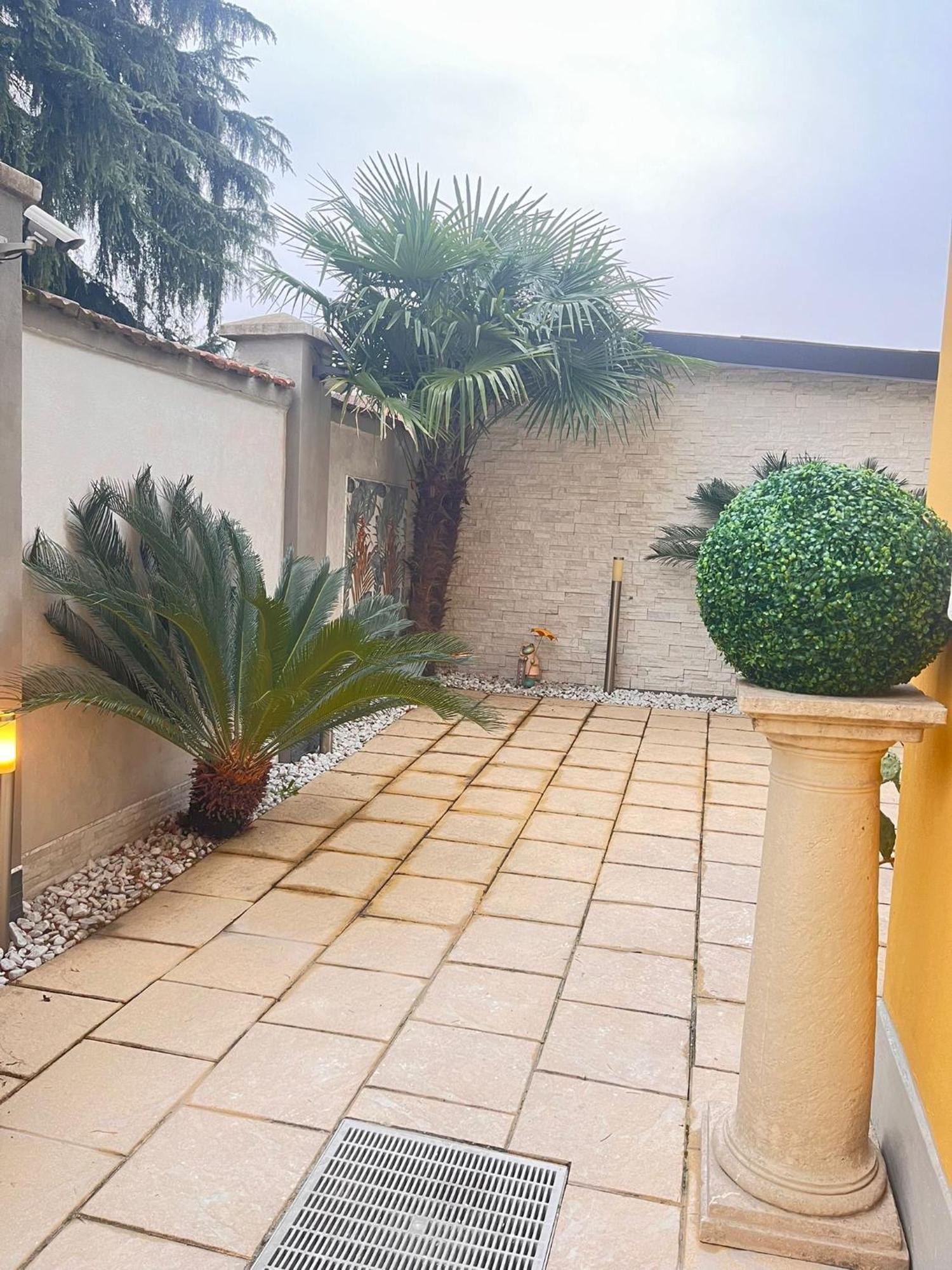 Exclusive Passion Rho Exterior foto