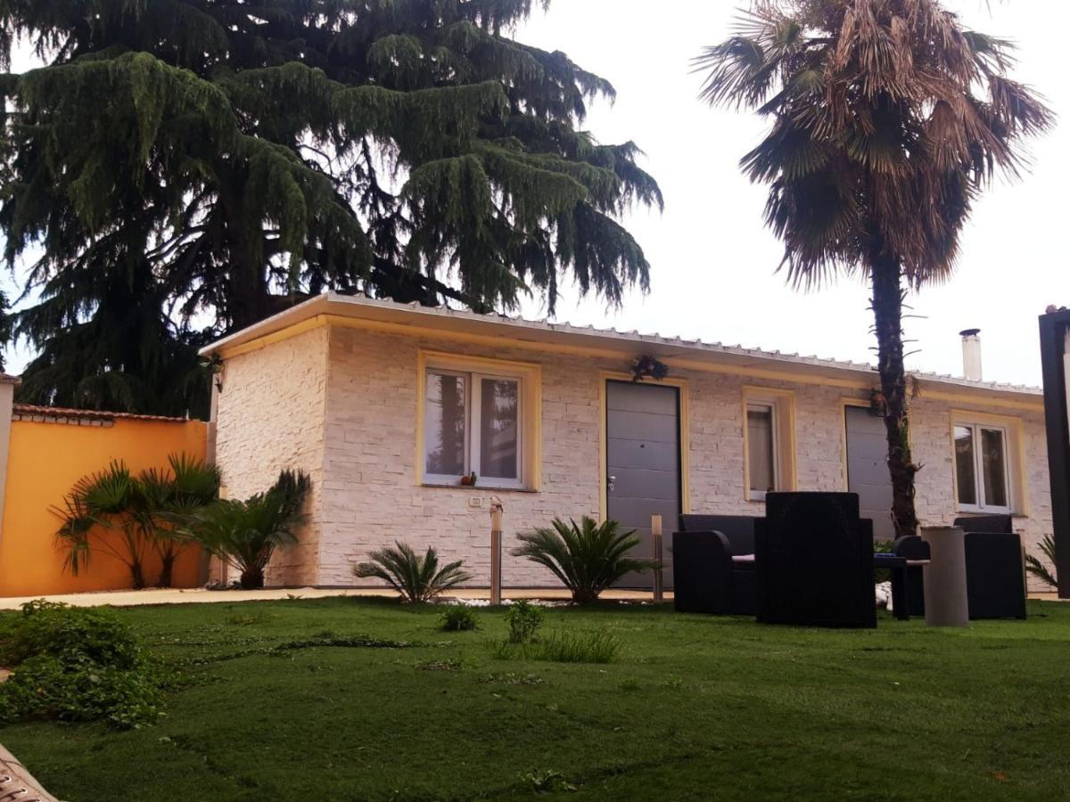 Exclusive Passion Rho Exterior foto