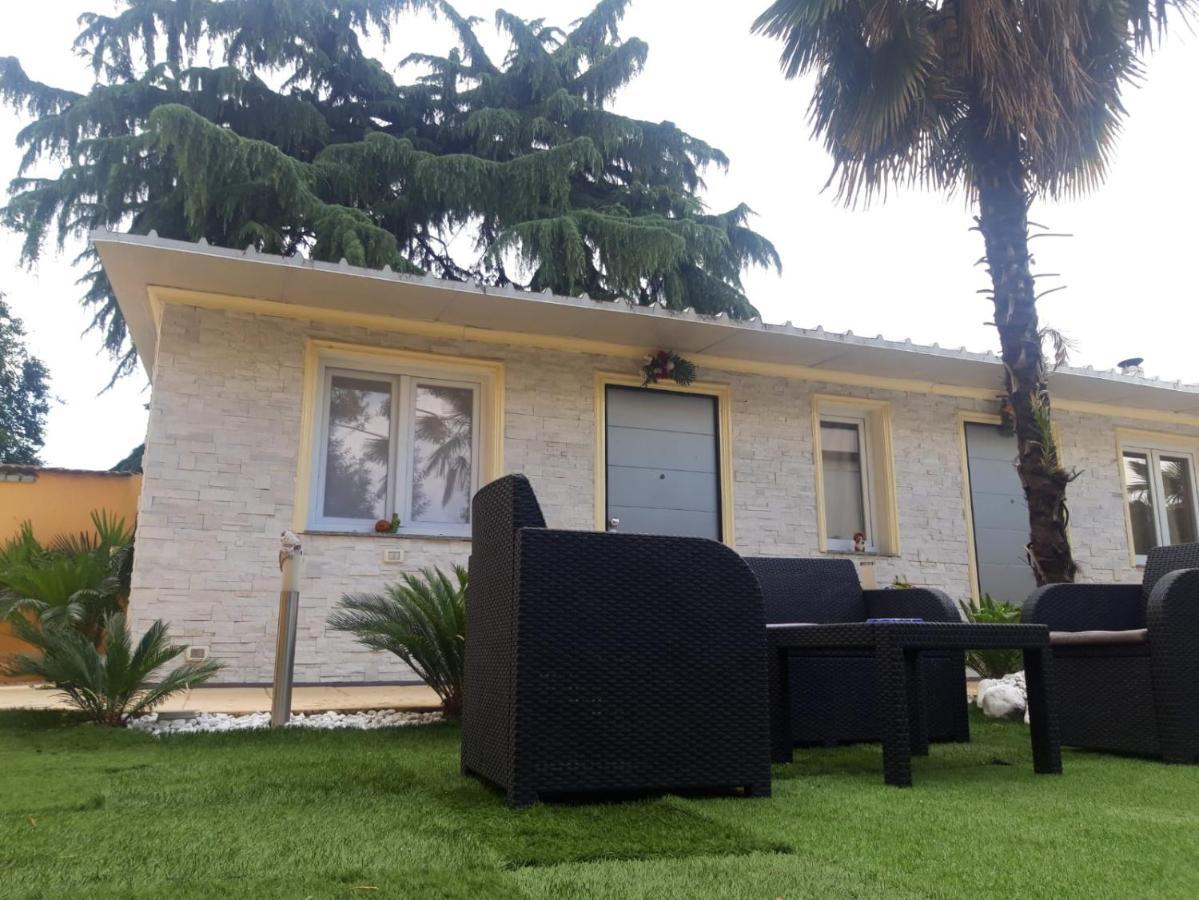 Exclusive Passion Rho Exterior foto